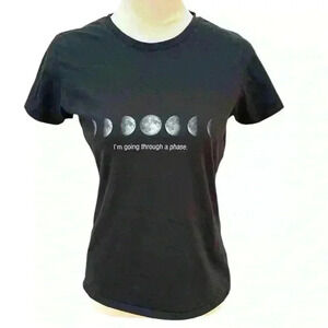 I’m going through a phase Women’s Black Short Sleeve Tee Shirt Women’s Small